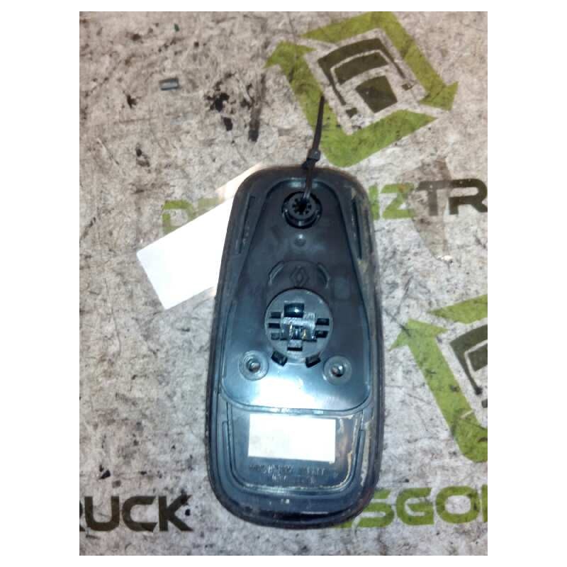 Recambio de piloto luz galibo izquierdo para renault trucks midliner m 210.12/c (205-209cv) referencia OEM IAM   