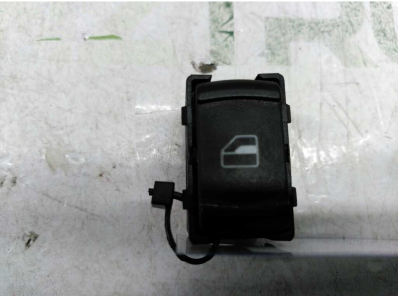Recambio de mando elevalunas trasero izquierdo para volkswagen golf iv berlina (1j1) básico referencia OEM IAM 3B0959855B  
