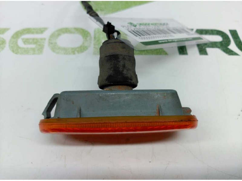 Recambio de piloto lateral izquierdo para volkswagen golf iv berlina (1j1) básico referencia OEM IAM 3B0949117B  