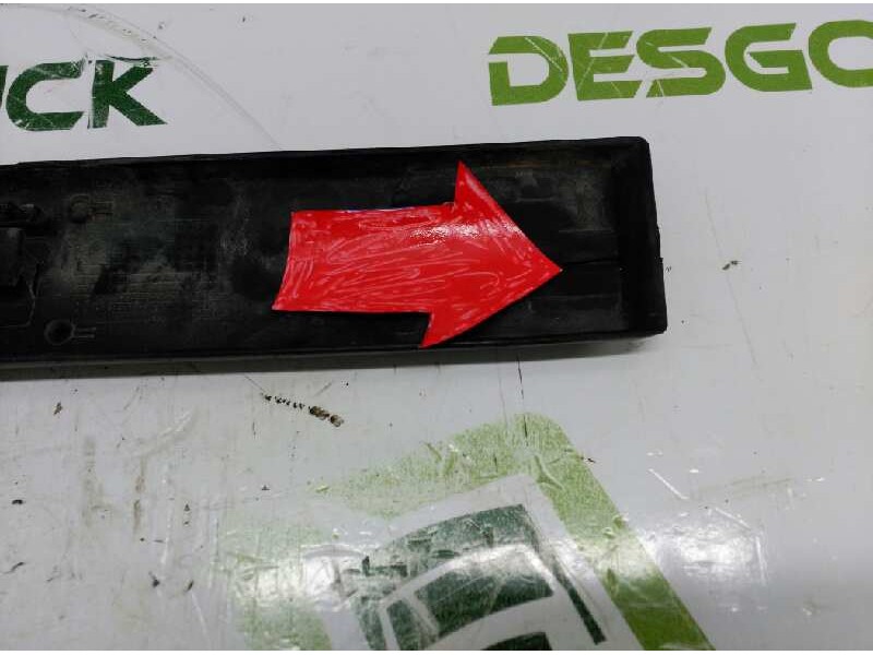 Recambio de moldura para citroën c3 1.4 16v cool referencia OEM IAM 9637992677  