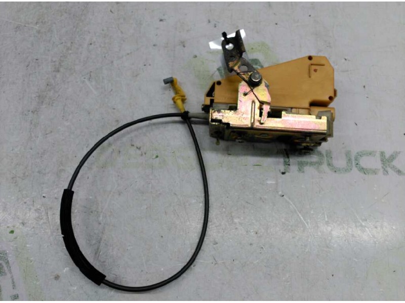 Recambio de cerradura puerta trasera izquierda para ford orion celebration referencia OEM IAM 6894358  