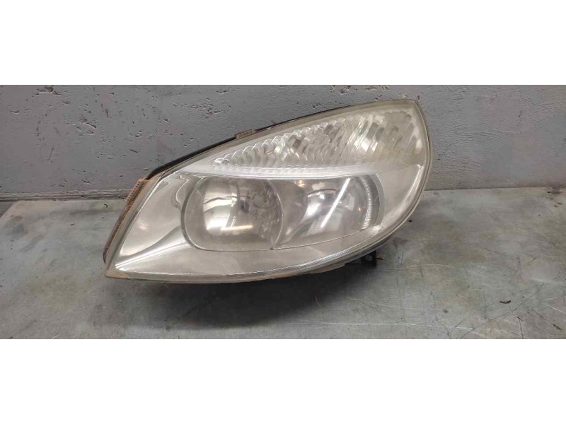 Recambio de faro izquierdo para renault scenic ii 1.5 dci diesel referencia OEM IAM   