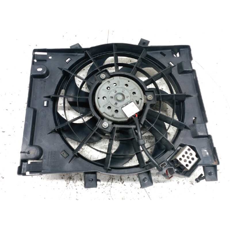 Recambio de electroventilador radiador aire acondicionado para opel astra gtc cosmo referencia OEM IAM 13132559 0130303960 BOSCH