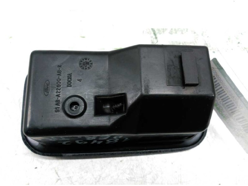 Recambio de maneta interior trasera derecha para ford orion celebration referencia OEM IAM 91ABA22600AB  