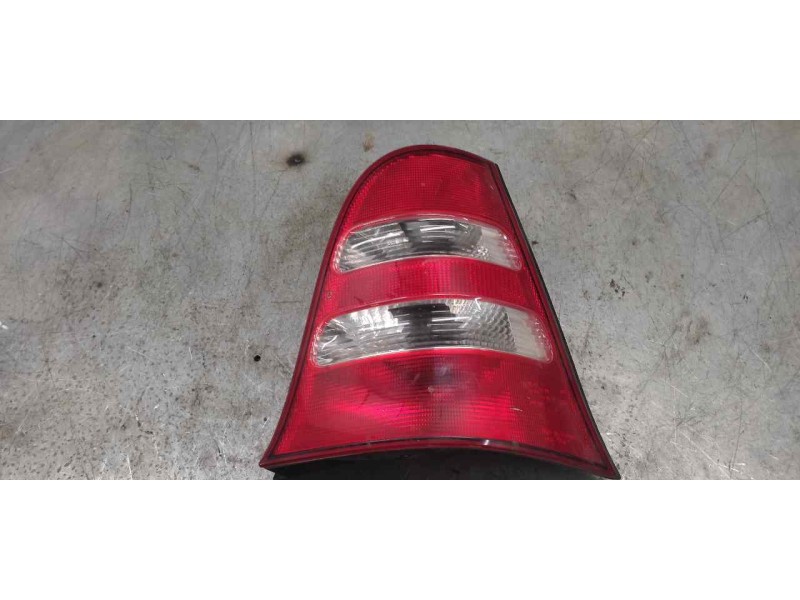 Recambio de piloto trasero derecho para mercedes-benz clase a (w168) 1.4 cat referencia OEM IAM 1688202864  