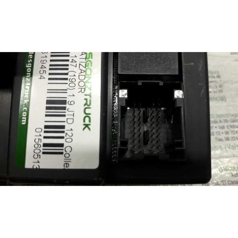 Recambio de mando climatizador para alfa romeo 147 (190) 1.9 jtd 120 collezione referencia OEM IAM 01560513720  