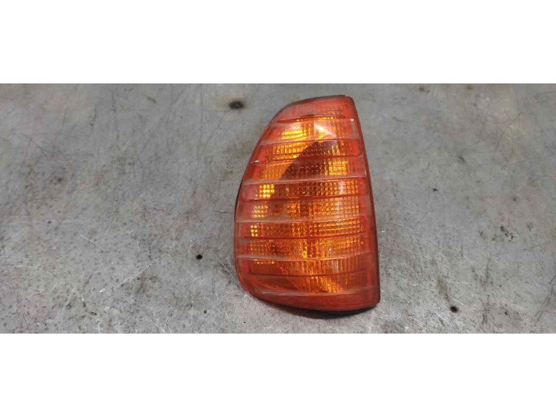 Recambio de piloto delantero derecho para mercedes-benz clase e (w123) berlina+coupe 2.0 referencia OEM IAM   