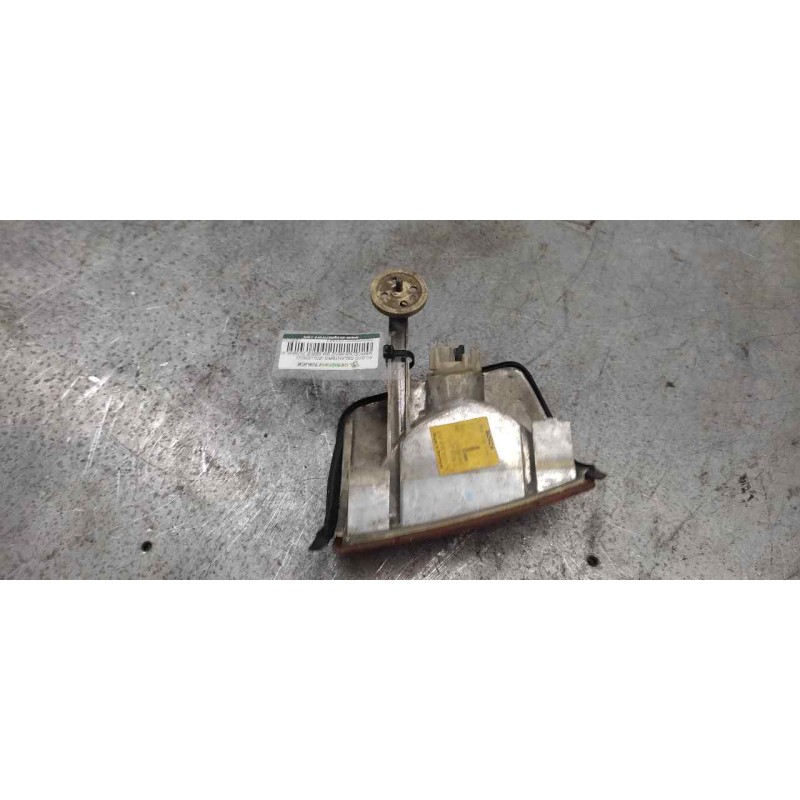 Recambio de piloto delantero izquierdo para mercedes-benz clase c (w201) berlina 1.8 cat referencia OEM IAM 1305232034  