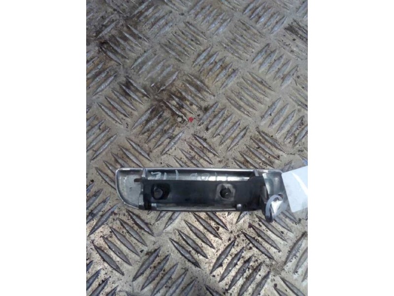 Recambio de maneta exterior delantera izquierda para nissan cabstar 09.06 2.5 diesel referencia OEM IAM   