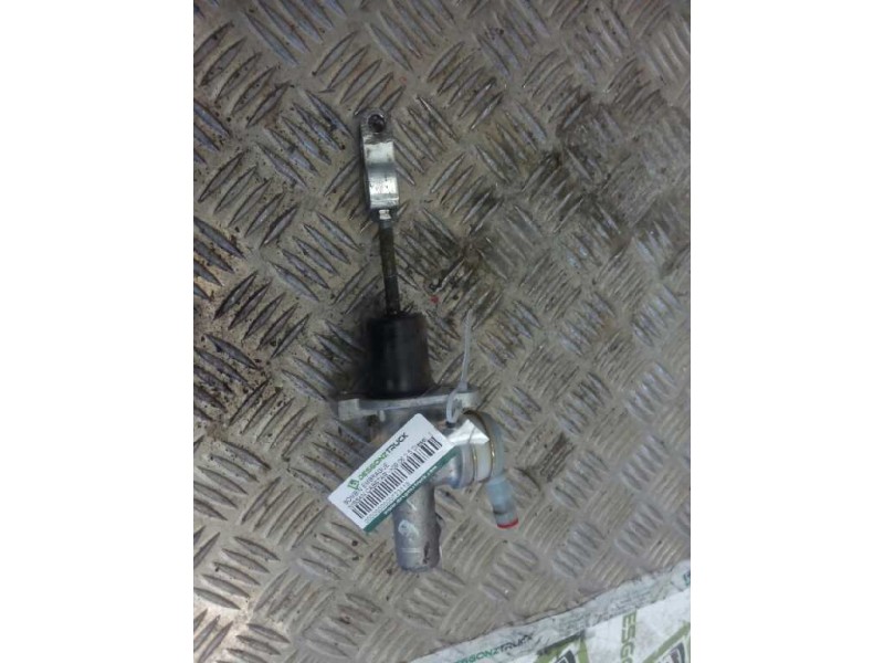 Recambio de bombin embrague para nissan cabstar 09.06 2.5 diesel referencia OEM IAM   