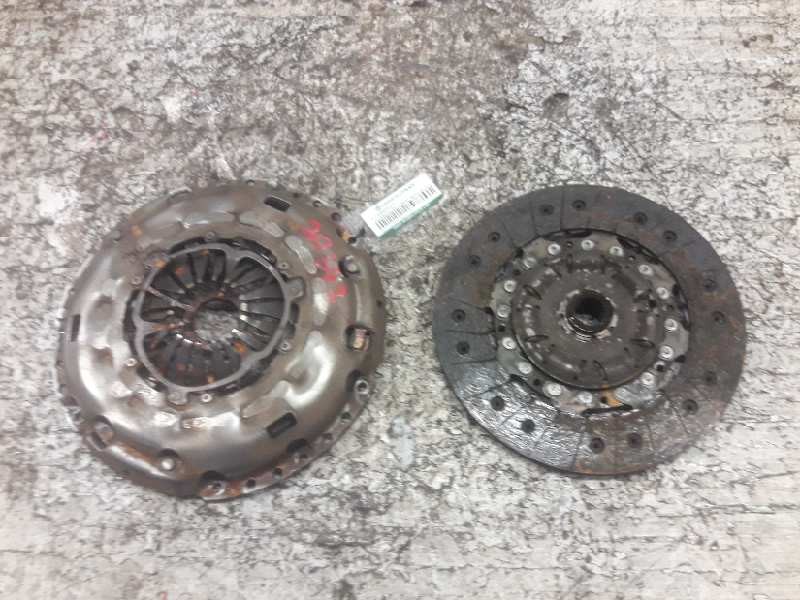 Recambio de kit embrague para volkswagen passat berlina (3c2) advance referencia OEM IAM   