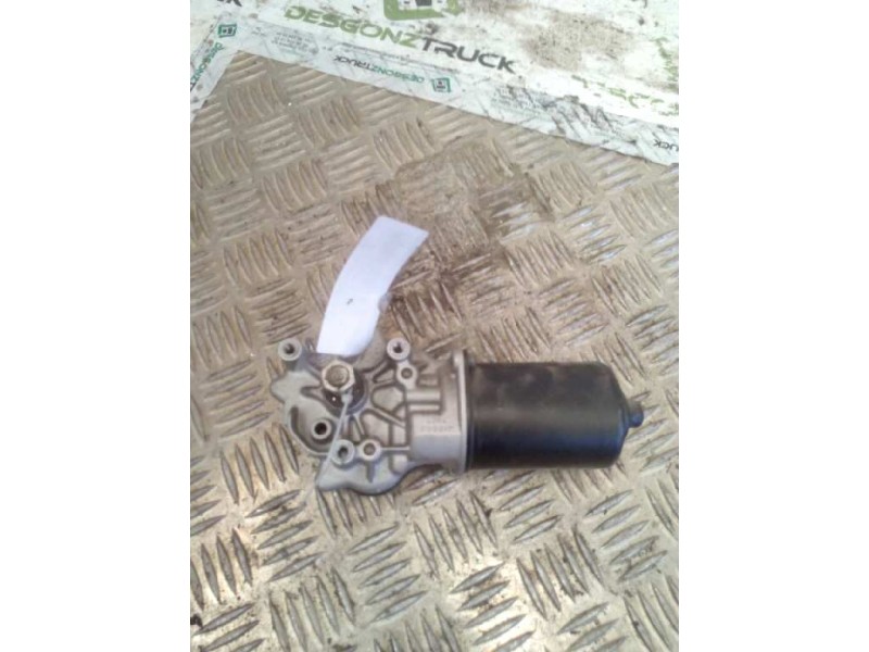 Recambio de motor limpia delantero para nissan cabstar 09.06 2.5 diesel referencia OEM IAM 288105T021  