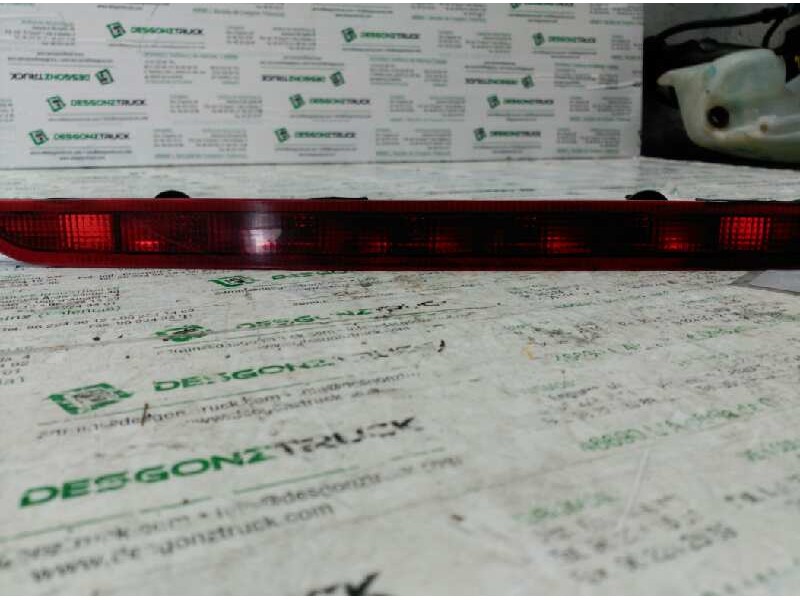 Recambio de luz central de freno para citroën berlingo 1.9 d multispace referencia OEM IAM   