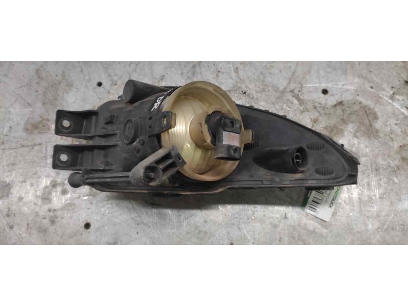 Recambio de faro antiniebla derecho para opel insignia berlina cosmo referencia OEM IAM 13226829 2 PINS 