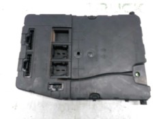 Recambio de caja reles / fusibles para renault scenic ii confort dynamique referencia OEM IAM 8200780018 CENTRALITA BODY 
