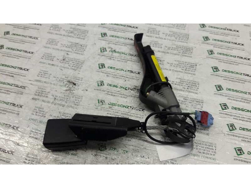 Recambio de pretensor airbag derecho para citroën c3 1.4 satisfaction referencia OEM IAM 9639873877  