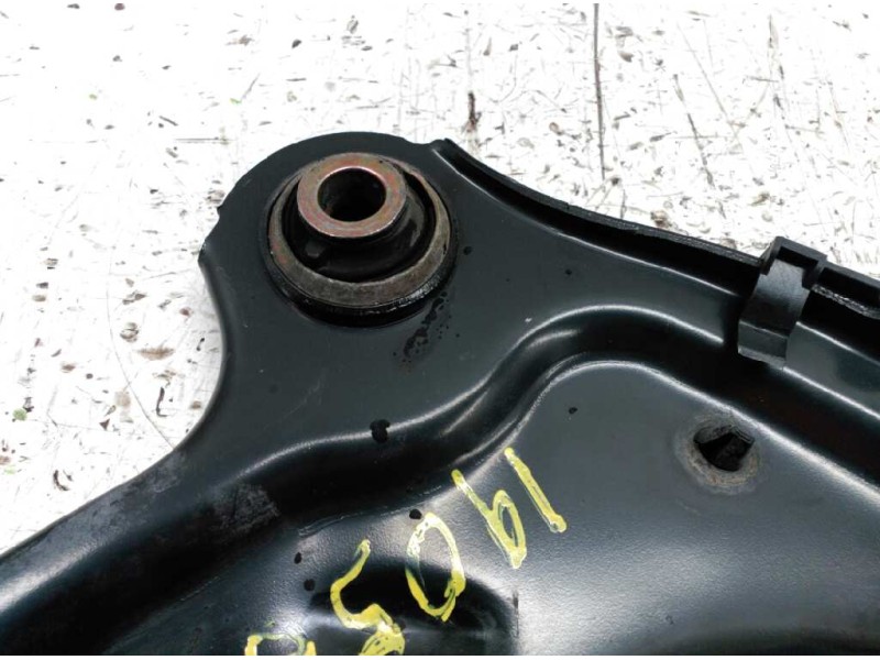 Recambio de brazo suspension inferior delantero izquierdo para renault laguna ii grandtour (kg0) referencia OEM IAM   