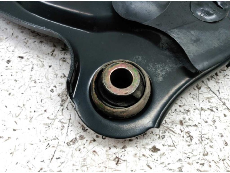 Recambio de brazo suspension inferior delantero izquierdo para renault laguna ii grandtour (kg0) referencia OEM IAM   