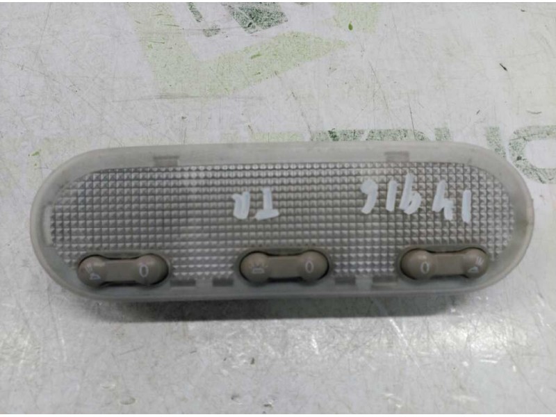 Recambio de luz interior para renault scenic ii confort dynamique referencia OEM IAM 8200073234 TRASERA 