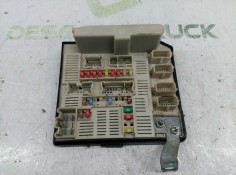 Recambio de caja reles / fusibles para renault scenic ii confort dynamique referencia OEM IAM   