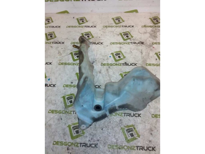 Recambio de deposito limpia para renault mascott fg 120. 35/55/65 cabina individual referencia OEM IAM 8200146985  