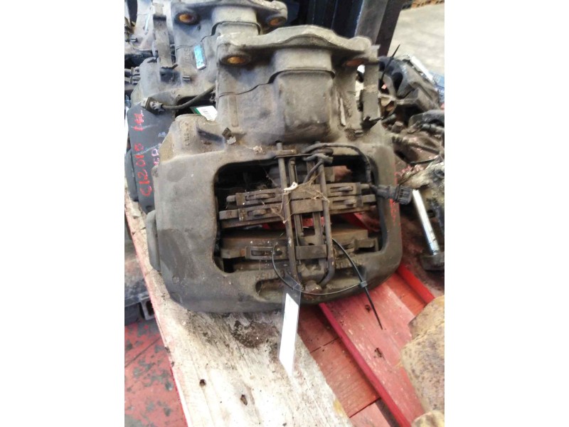 Recambio de pinza freno delantera izquierda para renault midlum referencia OEM IAM 40175064  