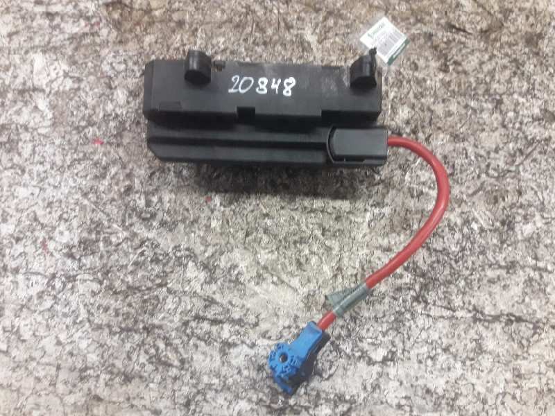 Recambio de caja reles / fusibles para bmw serie 7 (e65/e66) 730d referencia OEM IAM 6113690058301 10688710 