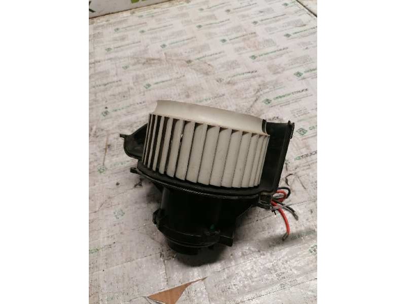 Recambio de ventilador calefaccion para opel astra gtc cosmo referencia OEM IAM 52421335 0708170637 2 CABLES