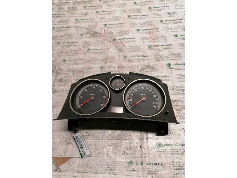 Recambio de cuadro instrumentos para opel astra gtc cosmo referencia OEM IAM 13267544 28 PINS 