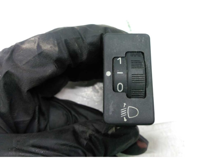 Recambio de mando regulador de faros para citroën berlingo 1.9 600 d furg. referencia OEM IAM   