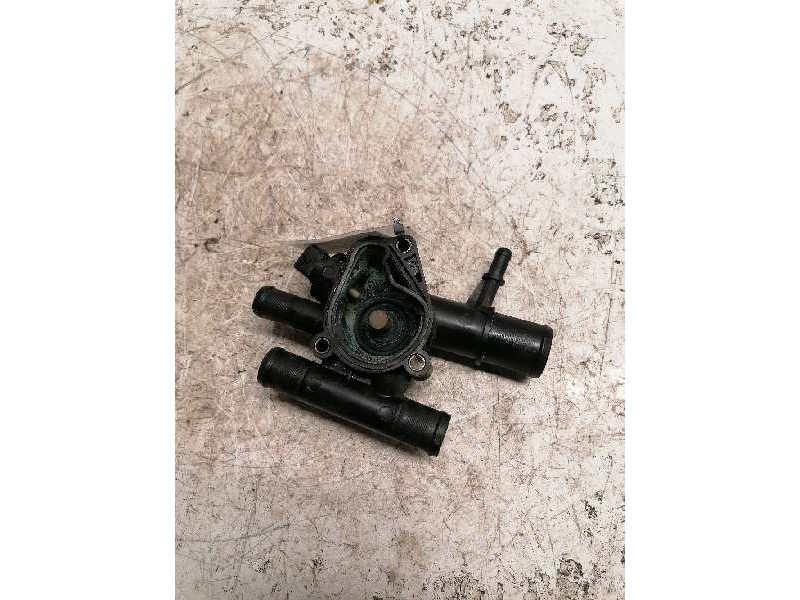 Recambio de pipa termostato para renault laguna ii (bg0) 1.9 dci diesel referencia OEM IAM 820074346D  
