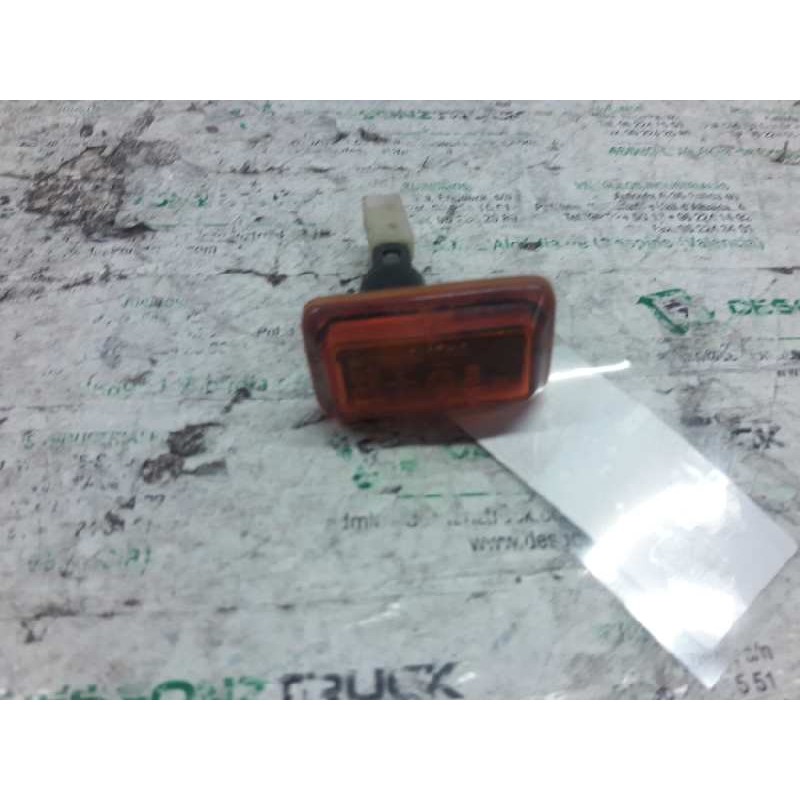 Recambio de piloto lateral izquierdo para mercedes-benz vito (w638) combi 108 d  (638.164) referencia OEM IAM A2810881  