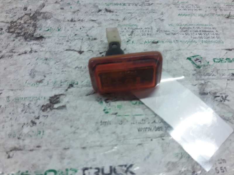 Recambio de piloto lateral izquierdo para mercedes-benz vito (w638) combi 108 d  (638.164) referencia OEM IAM A2810881  