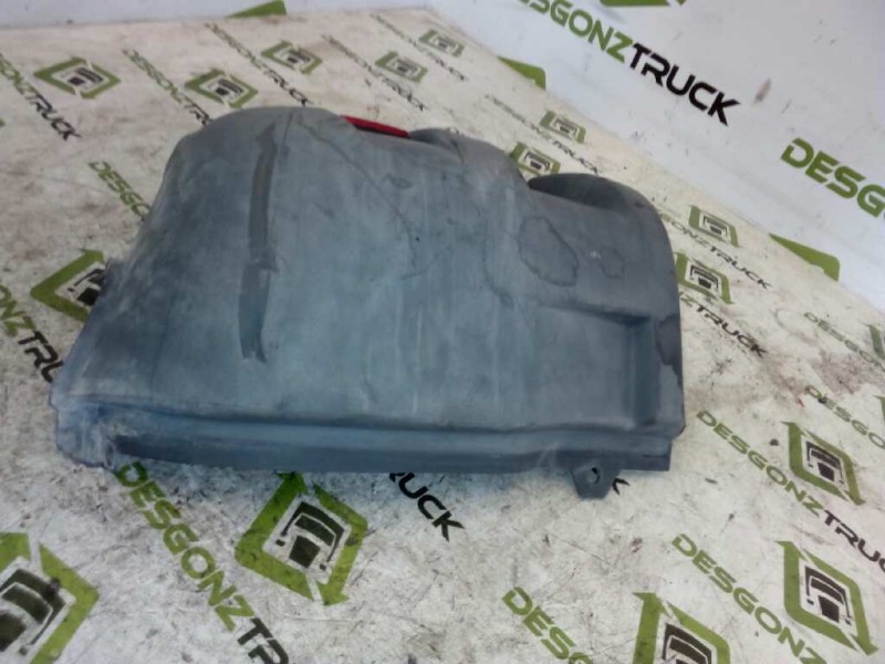 Recambio de molduras traseras para iveco trucks daily 35s9 referencia OEM IAM 500326836 PARTE TRASERA DERECHA 56712