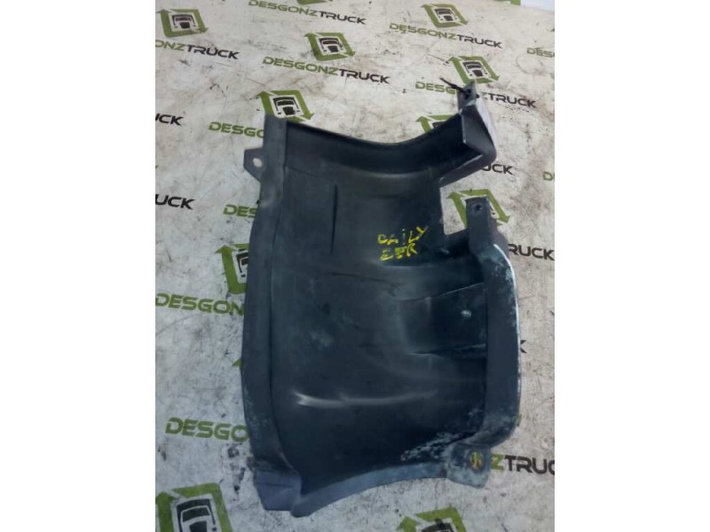 Recambio de molduras traseras para iveco trucks daily 35s9 referencia OEM IAM 500326836 PARTE TRASERA DERECHA 56712