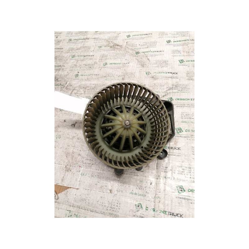 Recambio de ventilador calefaccion para volkswagen passat berlina (3b2) comfortline referencia OEM IAM 740221233F 8D1820021 6 PI