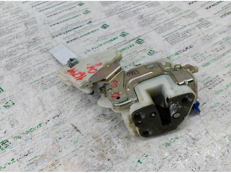 Recambio de cerradura puerta delantera derecha para nissan serena (c23m) 2.3 invitation d referencia OEM IAM 8055261U01  