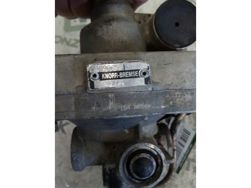 Recambio de valvula aire para daf trucks 55 fa 55.180 b13 (181cv) referencia OEM IAM 1189065 9630A 