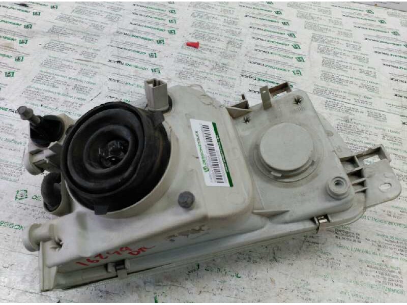 Recambio de faro derecho para nissan serena (c23m) 2.3 invitation d referencia OEM IAM   