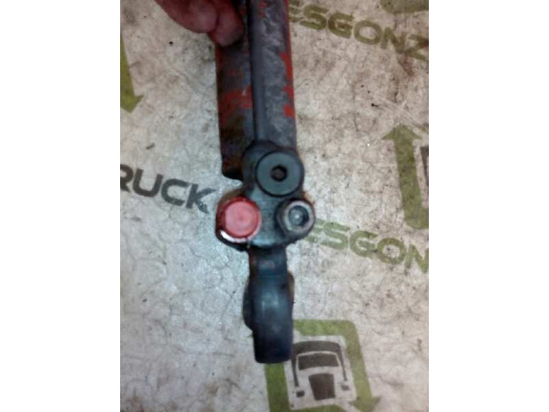 Recambio de brazo elevacion cabina para daf trucks 55 fa 55.180 b13 (181cv) referencia OEM IAM 696D180034  