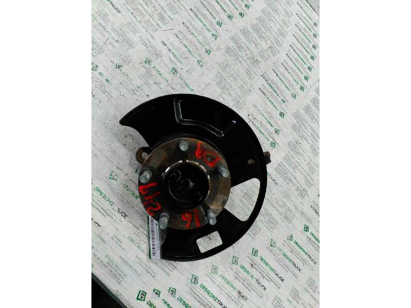 Recambio de mangueta delantera derecha para nissan serena (c23m) 2.3 invitation d referencia OEM IAM   