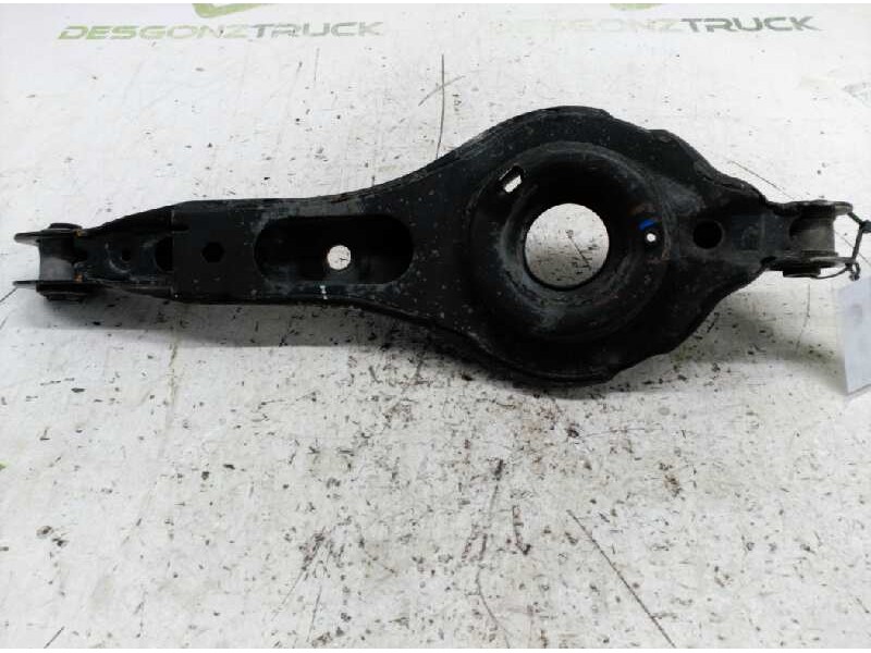 Recambio de brazo suspension inferior trasero izquierdo para ford focus c-max (cap) ambiente (d) referencia OEM IAM 1517403 CENT