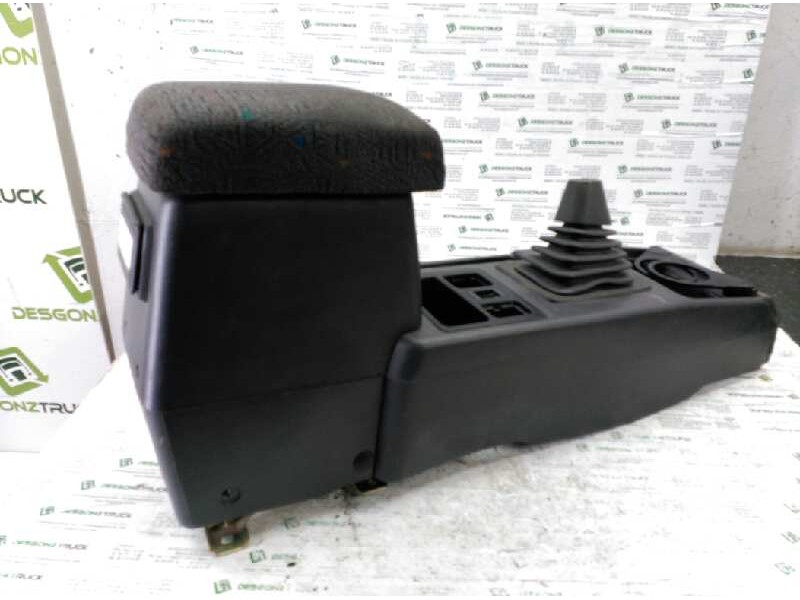 Recambio de guarnecidos palanca cambio para mitsubishi santamo (hyundai) santamo confort referencia OEM IAM   