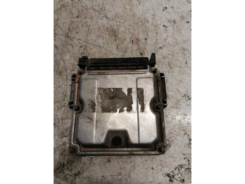 Recambio de centralita motor uce para peugeot 206 berlina 2.0 hdi cat referencia OEM IAM 0281010500 9641606980 28FM0259