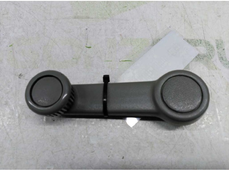 Recambio de maneta elevalunas trasera derecha para kia pride glxi familiar referencia OEM IAM KKY0158580FKZ  