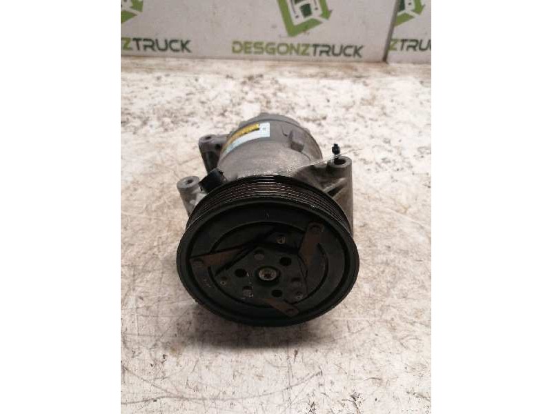 Recambio de compresor aire acondicionado para renault scenic ii confort authentique referencia OEM IAM 8200316164  