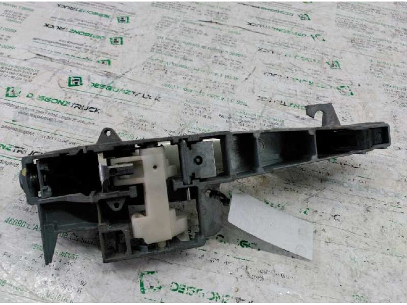 Recambio de maneta exterior trasera derecha para peugeot 407 sw sport referencia OEM IAM 9653401580  