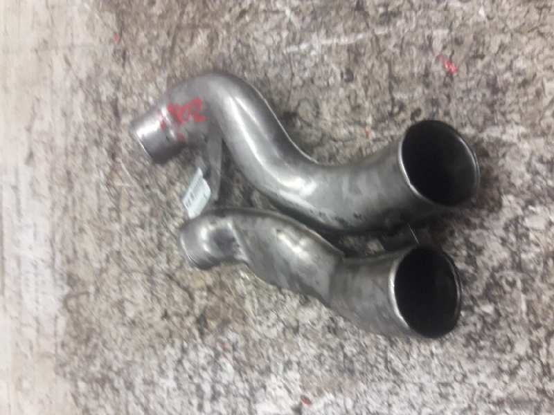 Recambio de tubo para ssangyong musso 2.9 tdi full referencia OEM IAM  INTERCOOLER 