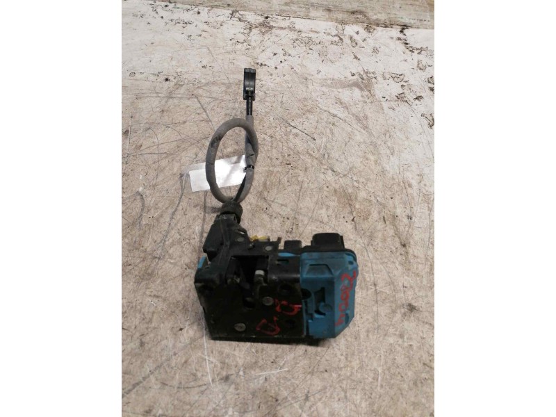 Recambio de cerradura puerta delantera derecha para volvo s60 berlina 2.4 d referencia OEM IAM   8 PINS