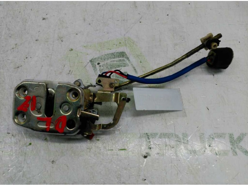 Recambio de cerradura puerta delantera izquierda para kia pride glxi familiar referencia OEM IAM KK15359310C  